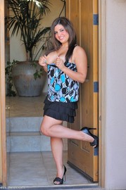 Daphne Sweet Brunette