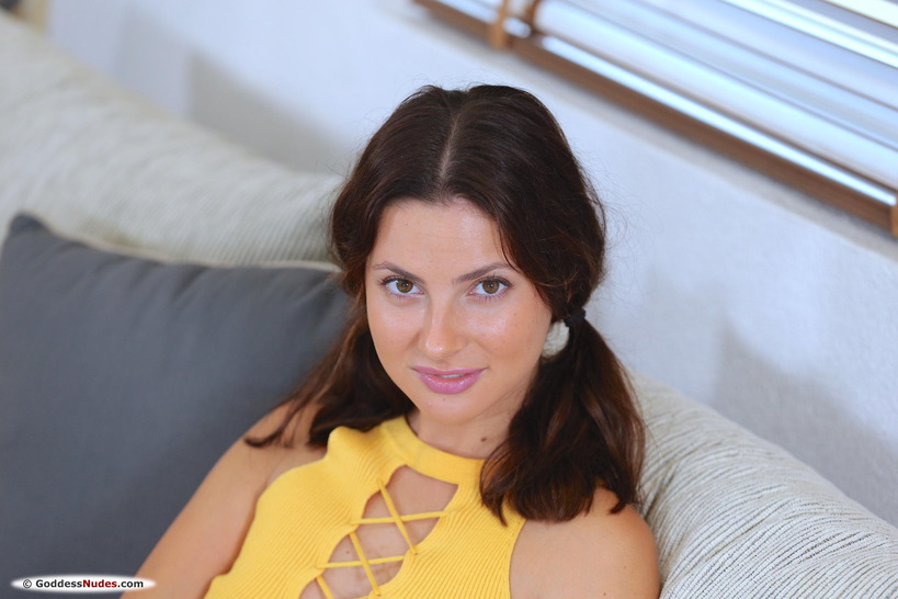 Yellow Pillow 00