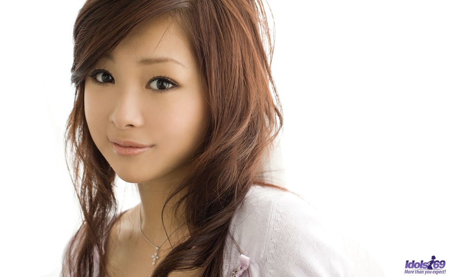 Suzuka Ishikawa 01