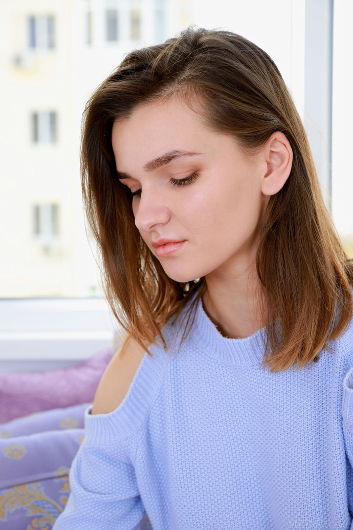 Presenting Sofia Vera 01