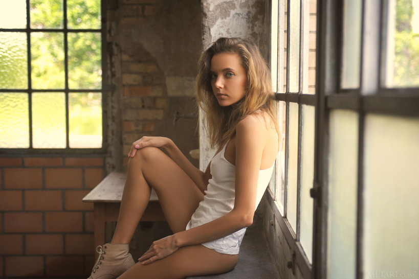 Stunning blonde Mango A will mesmerize you with her sultry beauty and the desire shining in her big blue eyes 00