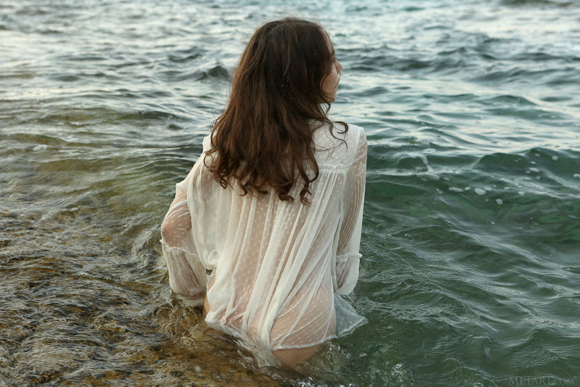 In the Tides 02