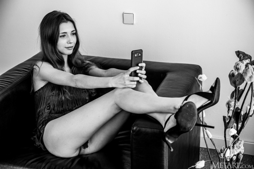 Mila BW 02