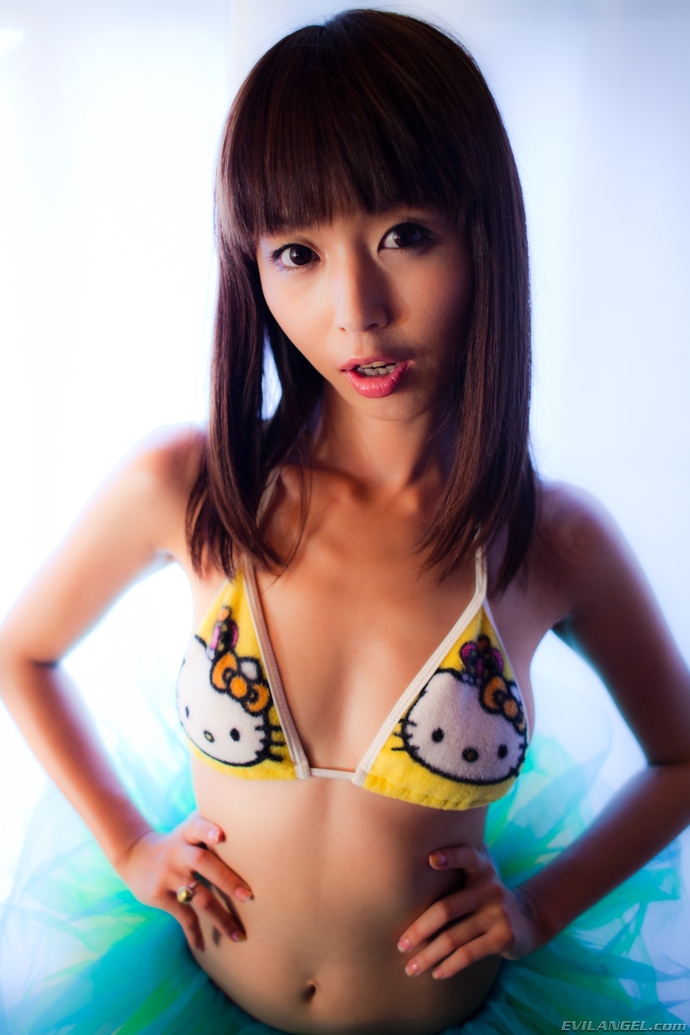 Asian Teen Babes On Their Colorful Bikinis 00