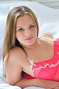 Annalynn In Sexy Pink